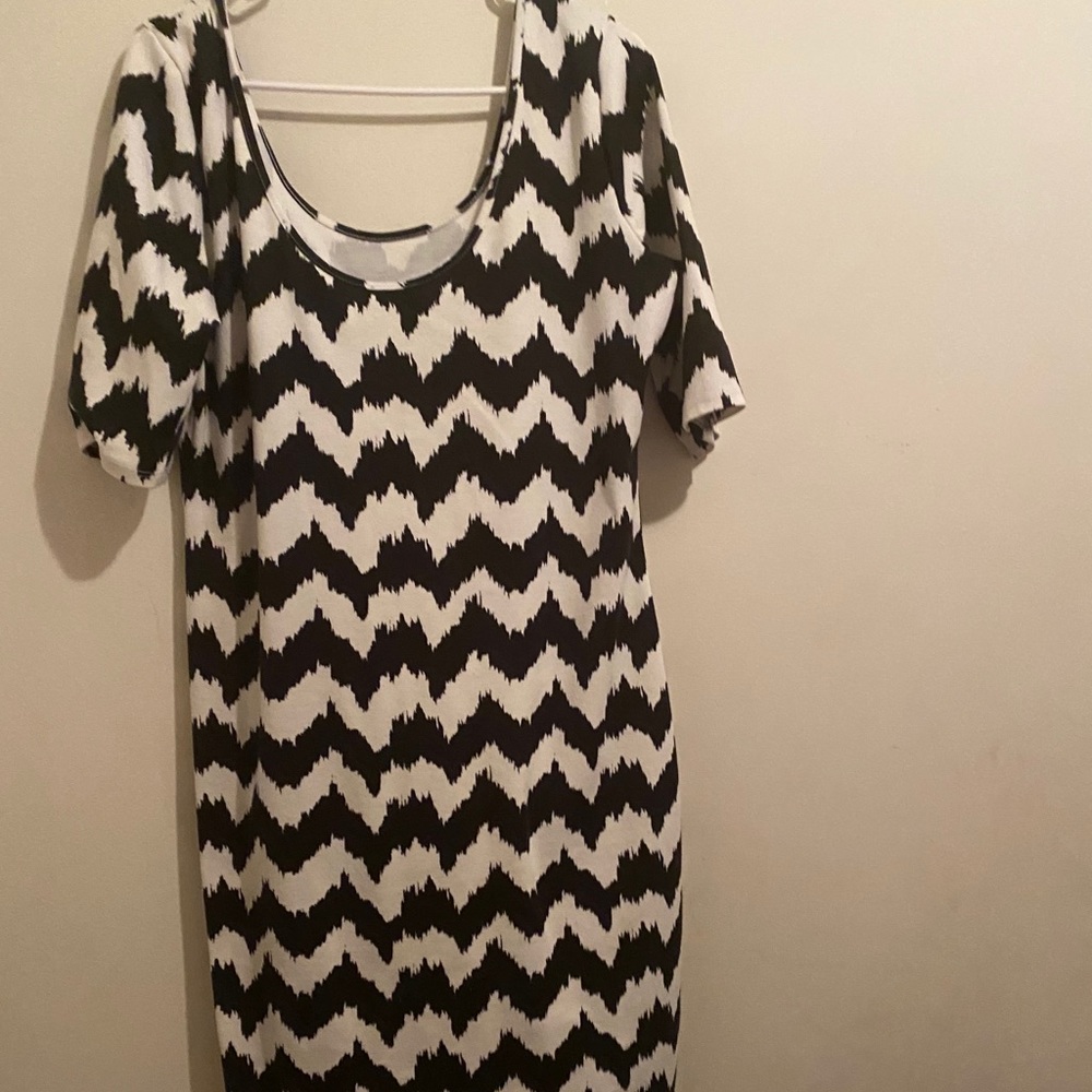 Black and white dress